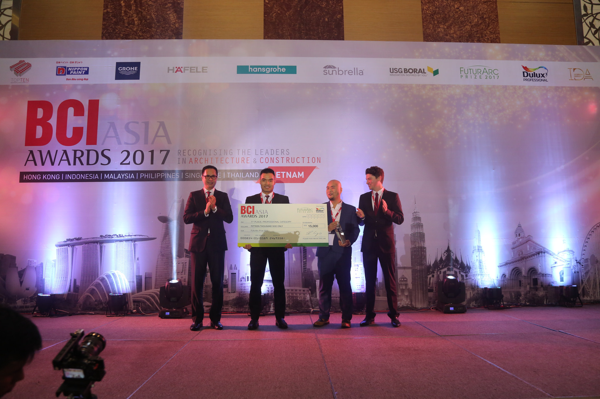 Nhãn hiệu sơn dầu cho gỗ GORI hân hạnh là nhà tài trợ cho sự kiện BCI Award Asia 2017